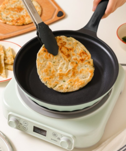 Slow Cooker with Cast Aluminum Nonstick Frying Pan - Bundle Offer